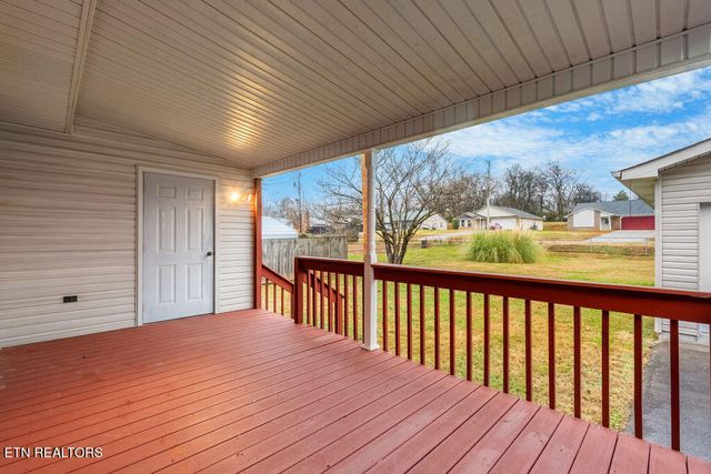 708 Front St, Maryville, TN 37804