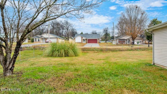 708 Front St, Maryville, TN 37804