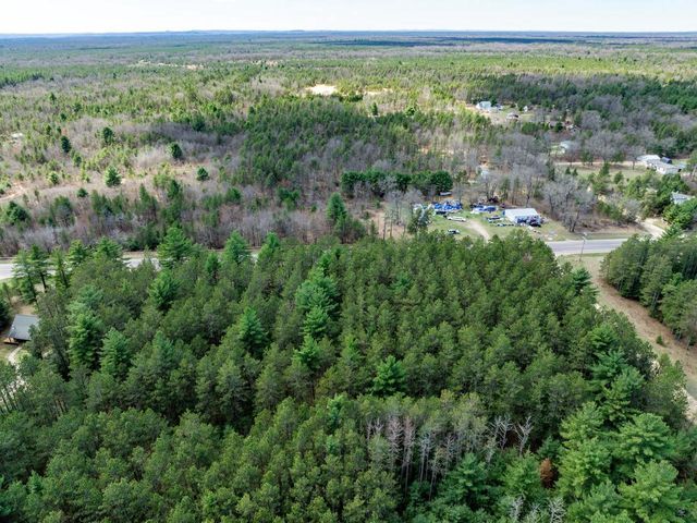 W6091 N Lake Drive, New Lisbon, WI 53950