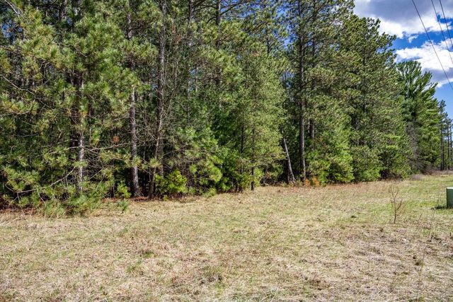 W6091 N Lake Drive, New Lisbon, WI 53950