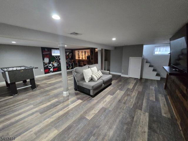 109 Bradley Ave, Bergenfield Boro, NJ 07621