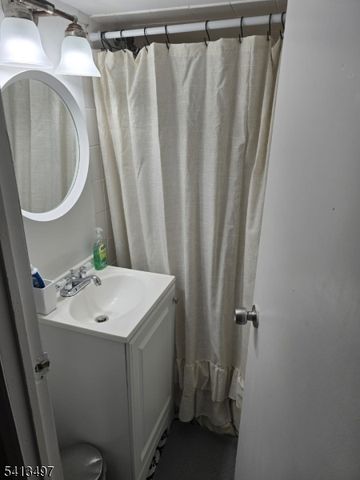 109 Bradley Ave, Bergenfield Boro, NJ 07621