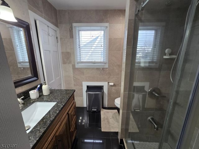 109 Bradley Ave, Bergenfield Boro, NJ 07621