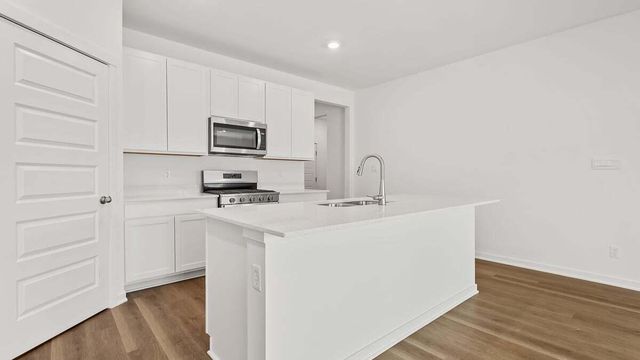 7603 W 107th Place, Crown Point, IN 46307