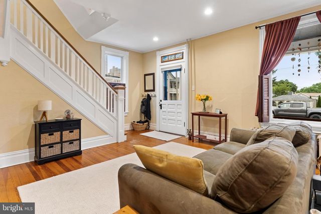 114 THIRD STREET, Boiling Springs, PA 17007