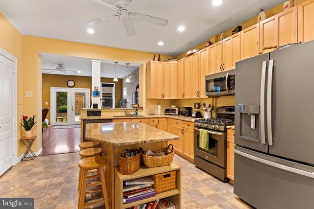 114 THIRD STREET, Boiling Springs, PA 17007
