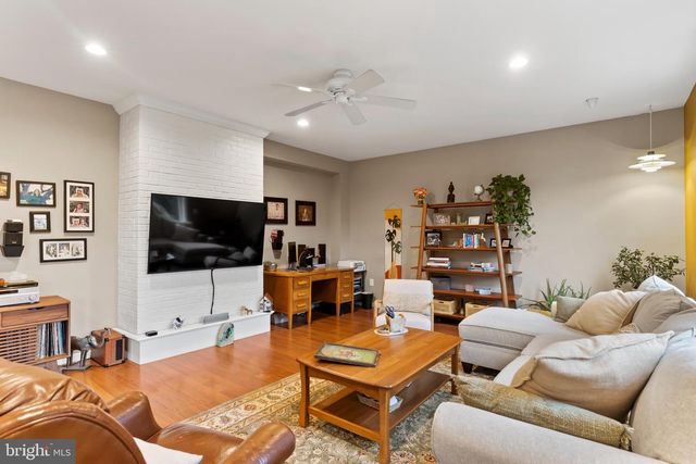 114 THIRD STREET, Boiling Springs, PA 17007