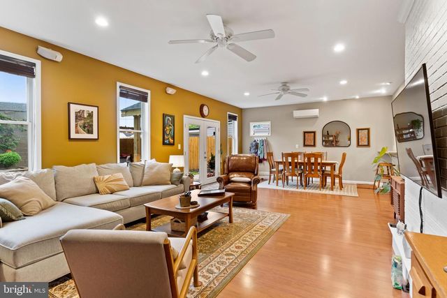 114 THIRD STREET, Boiling Springs, PA 17007