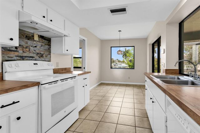 704 BIMINI LANE, Punta Gorda, FL 33950