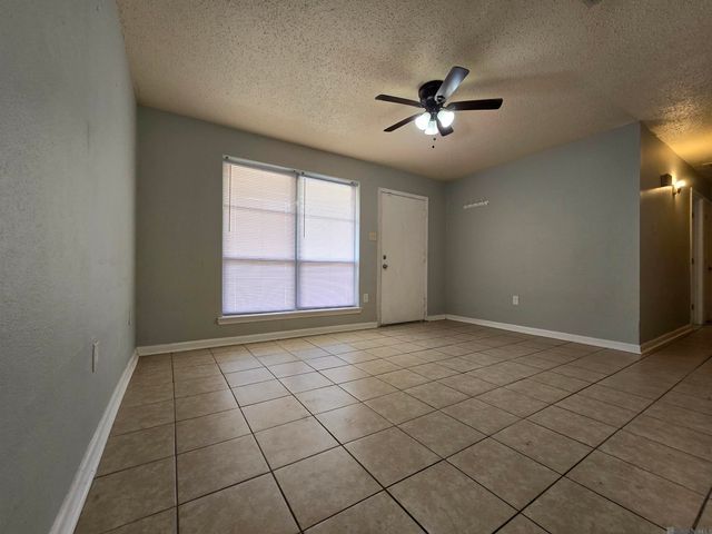 9124 Avis Ave, Baton Rouge, LA 70810