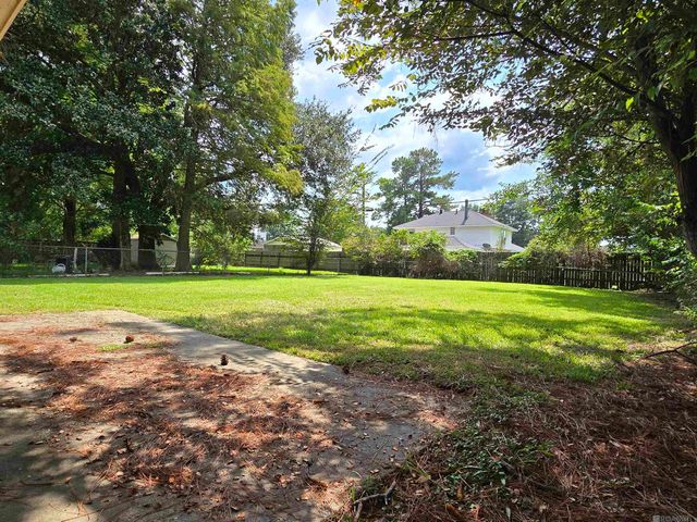 9124 Avis Ave, Baton Rouge, LA 70810