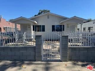 1108 W 60th Place, Los Angeles, CA 90044