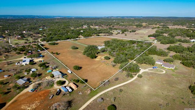 2444 PURGATORY RD, New Braunfels, TX 78132