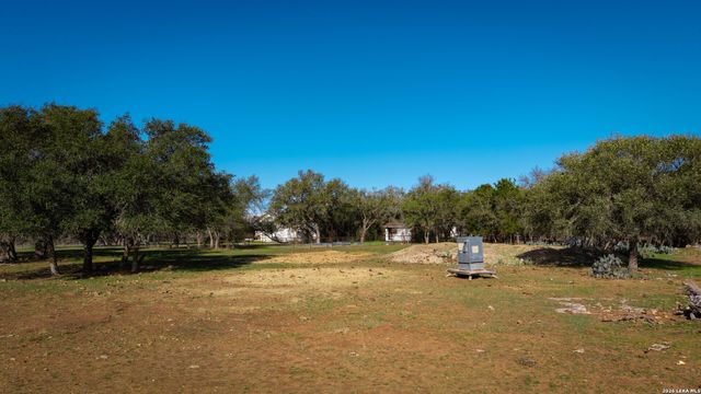 2444 PURGATORY RD, New Braunfels, TX 78132