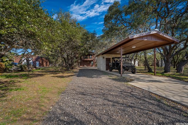 2444 PURGATORY RD, New Braunfels, TX 78132