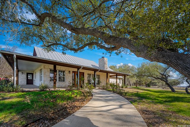 2444 PURGATORY RD, New Braunfels, TX 78132