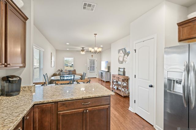 43105 Viewside Ave, Prairieville, LA 70769