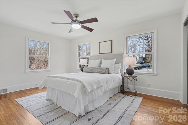 470 Livingston Drive, Charlotte, NC 28211