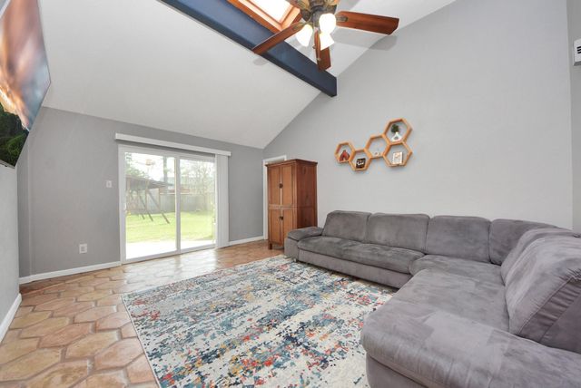 10007 Loch Dane Drive, Houston, TX 77070