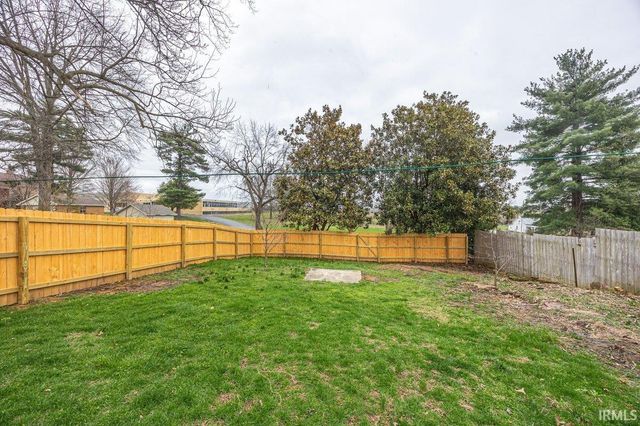 307 N Washington Street, Huntingburg, IN 47542