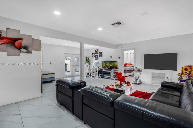 7630 Plantation Blvd, Miramar, FL 33023