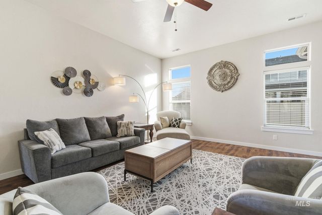 2528 S Garibaldi Ave, Meridian, ID 83642