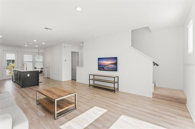 12977 GABOR AVENUE, Orlando, FL 32827