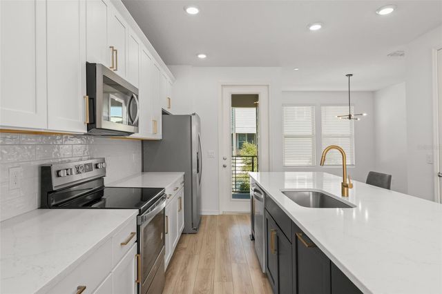 12977 GABOR AVENUE, Orlando, FL 32827