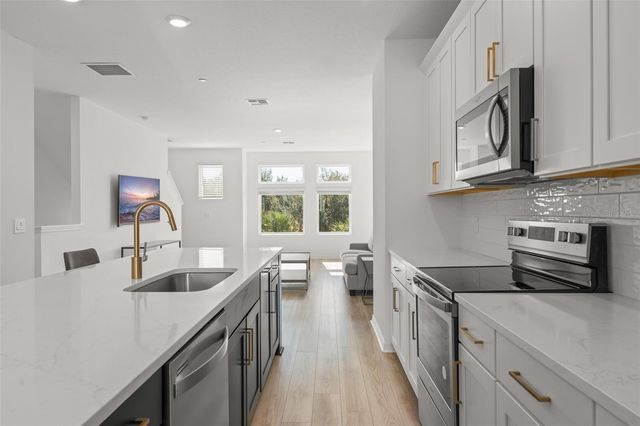 12977 GABOR AVENUE, Orlando, FL 32827