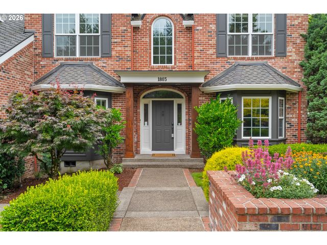 1803 Nw CEDAR RIDGE Dr, Portland, OR 97229