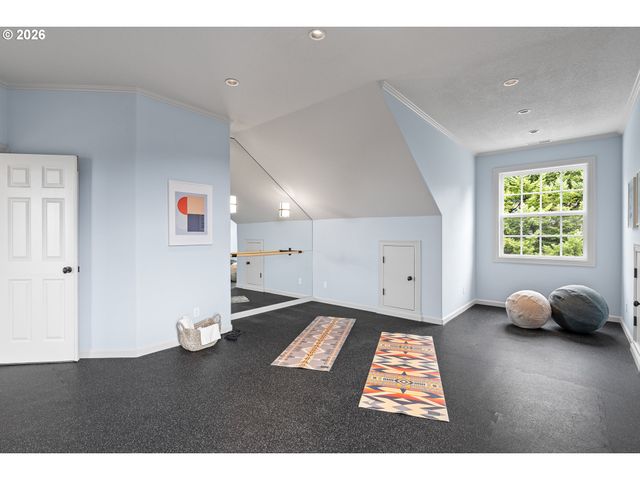 1803 Nw CEDAR RIDGE Dr, Portland, OR 97229