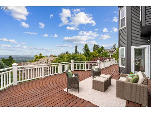 1803 Nw CEDAR RIDGE Dr, Portland, OR 97229