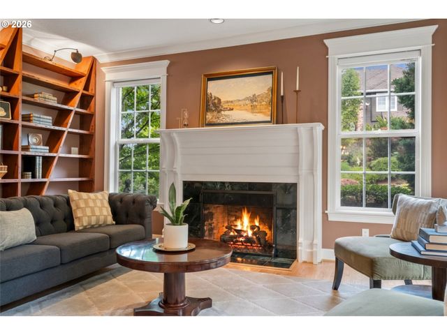 1803 Nw CEDAR RIDGE Dr, Portland, OR 97229
