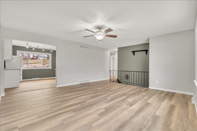 3206 MAGNOLIA Court, Bettendorf, IA 52722