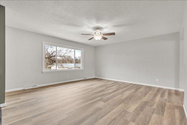 3206 MAGNOLIA Court, Bettendorf, IA 52722