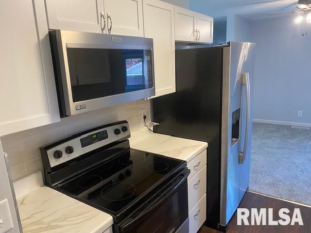 926 CIMARRON Drive, Davenport, IA 52804