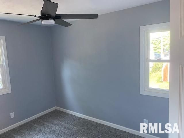 926 CIMARRON Drive, Davenport, IA 52804