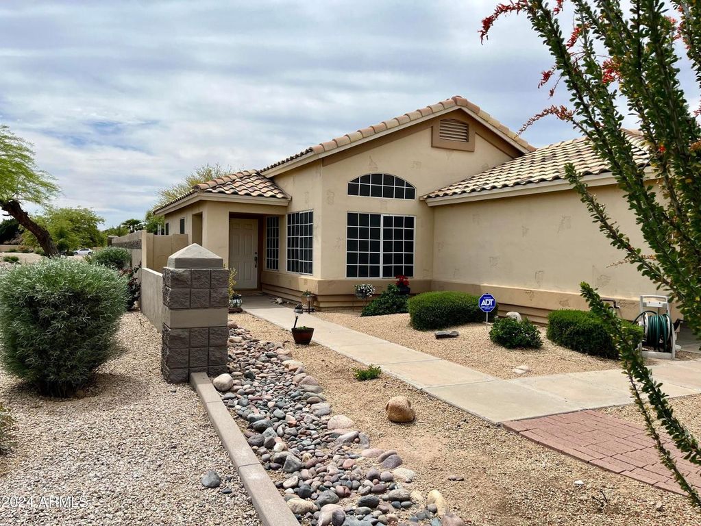 7419 W Tina Lane, Glendale, AZ 85310