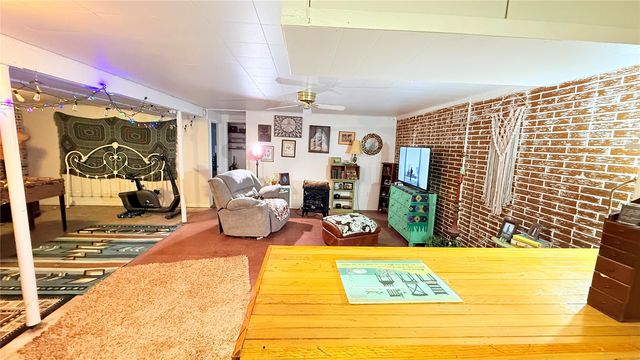 2608 Wilson SW, Cedar Rapids, IA 52404