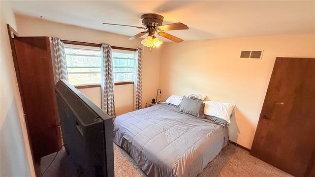 2608 Wilson SW, Cedar Rapids, IA 52404