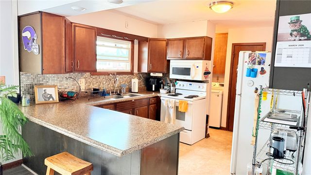 2608 Wilson SW, Cedar Rapids, IA 52404