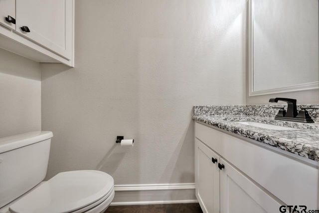 12109 Oak Grove, Lindale, TX 75771