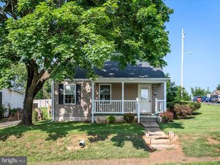 111 S BUCHANNAN ST, Ranson, WV 25438