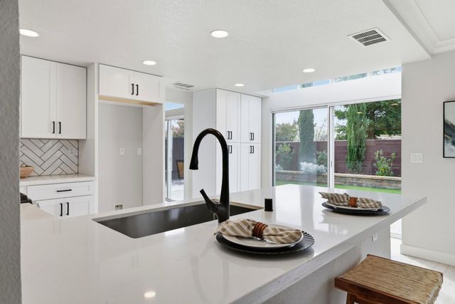 3110 Strand Rd, Rocklin, CA 95765