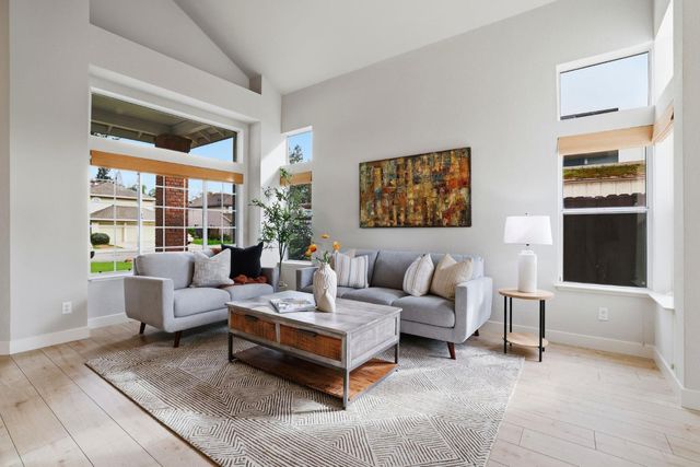 3110 Strand Rd, Rocklin, CA 95765