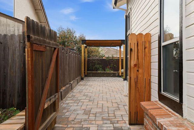 3110 Strand Rd, Rocklin, CA 95765