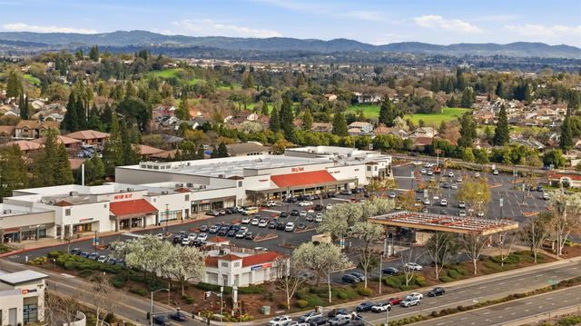 3110 Strand Rd, Rocklin, CA 95765