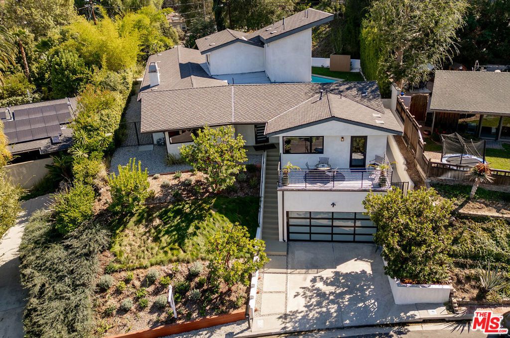 3658 Willowcrest Avenue, Studio City, CA 91604 — photo 4