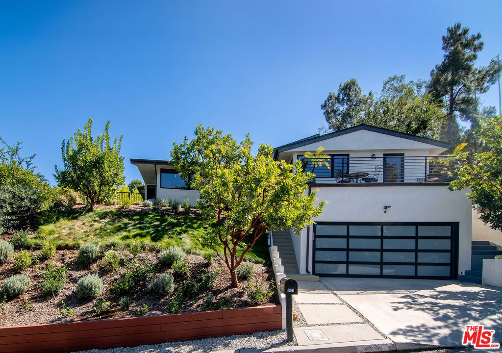 3658 Willowcrest Avenue, Studio City, CA 91604 — photo 5