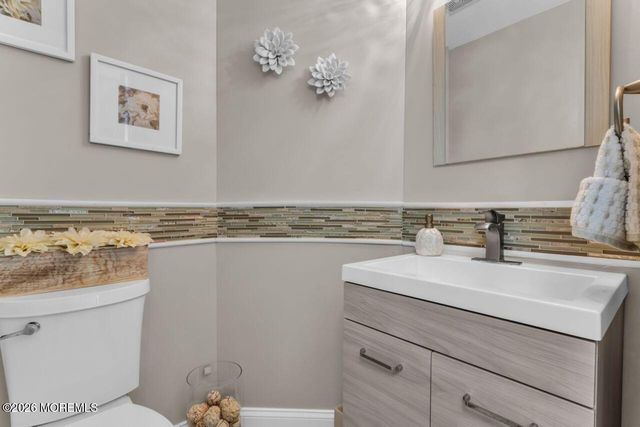 34 Butternut Lane, Bayville, NJ 08721